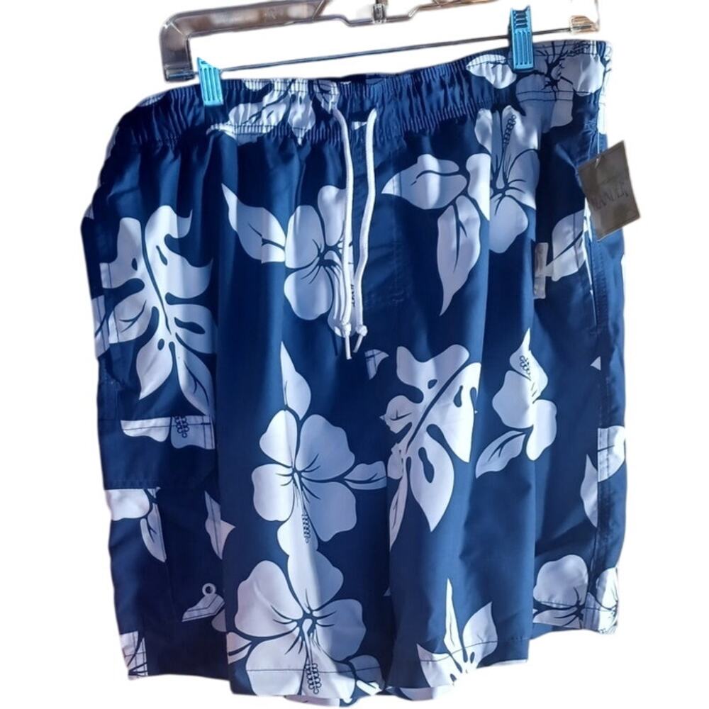VTG Islander Swim Trunks Men's Large Blue and White Tropical Vacation Cruise
